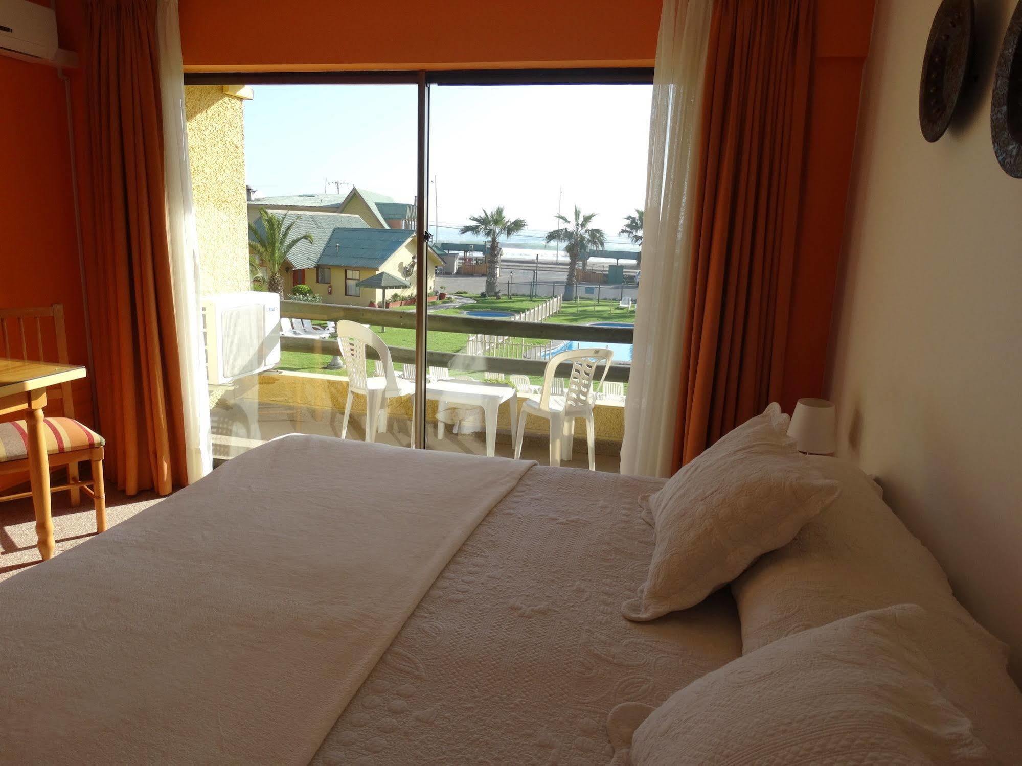 Hotel Y Cabanas Mar De Ensueno La Serena Exterior foto