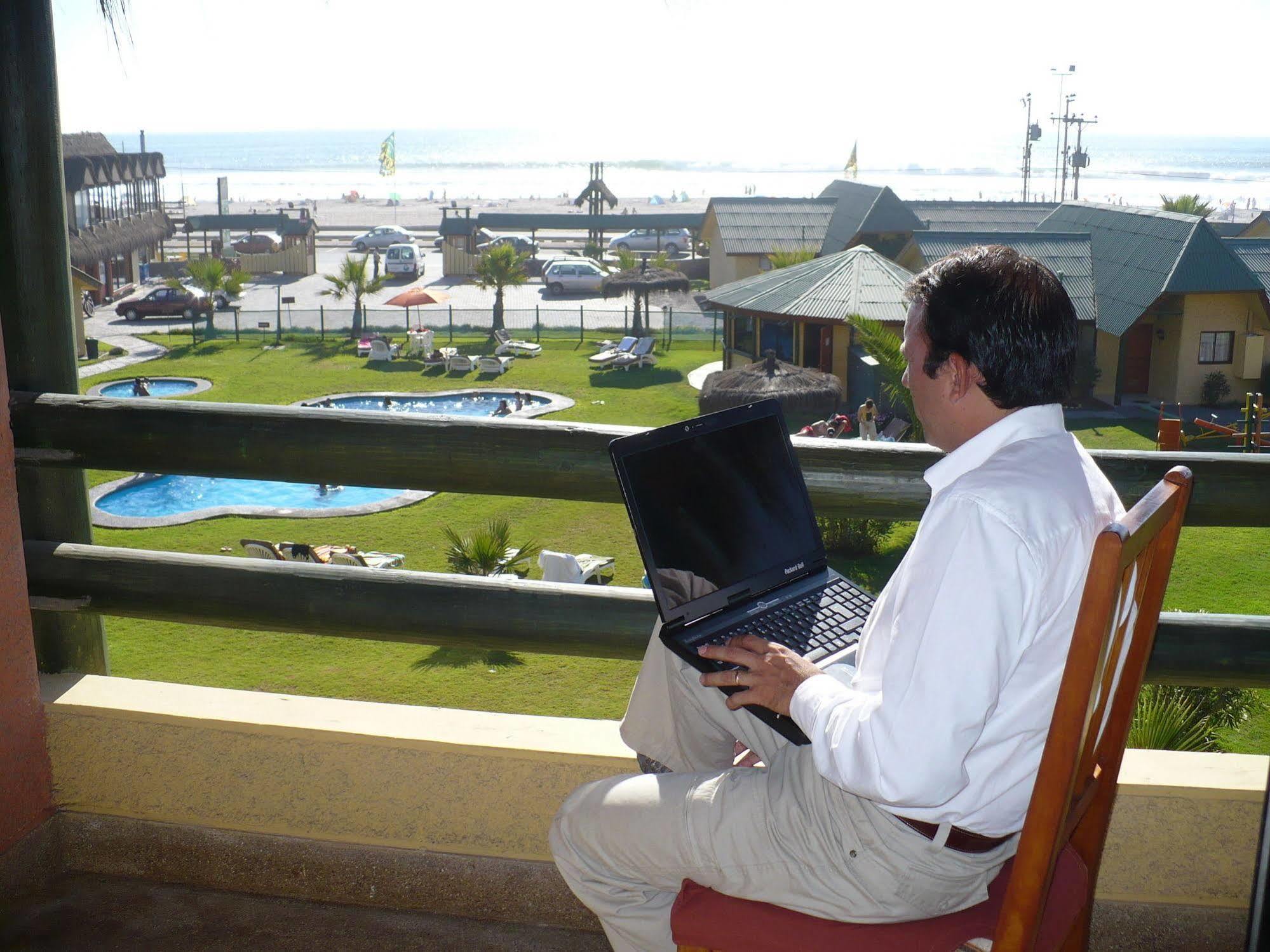 Hotel Y Cabanas Mar De Ensueno La Serena Exterior foto